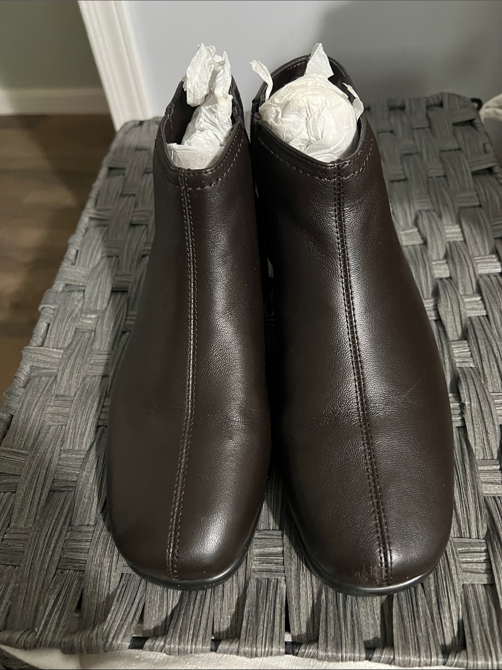 AEROSOLES Brown Leather Ankle Booties